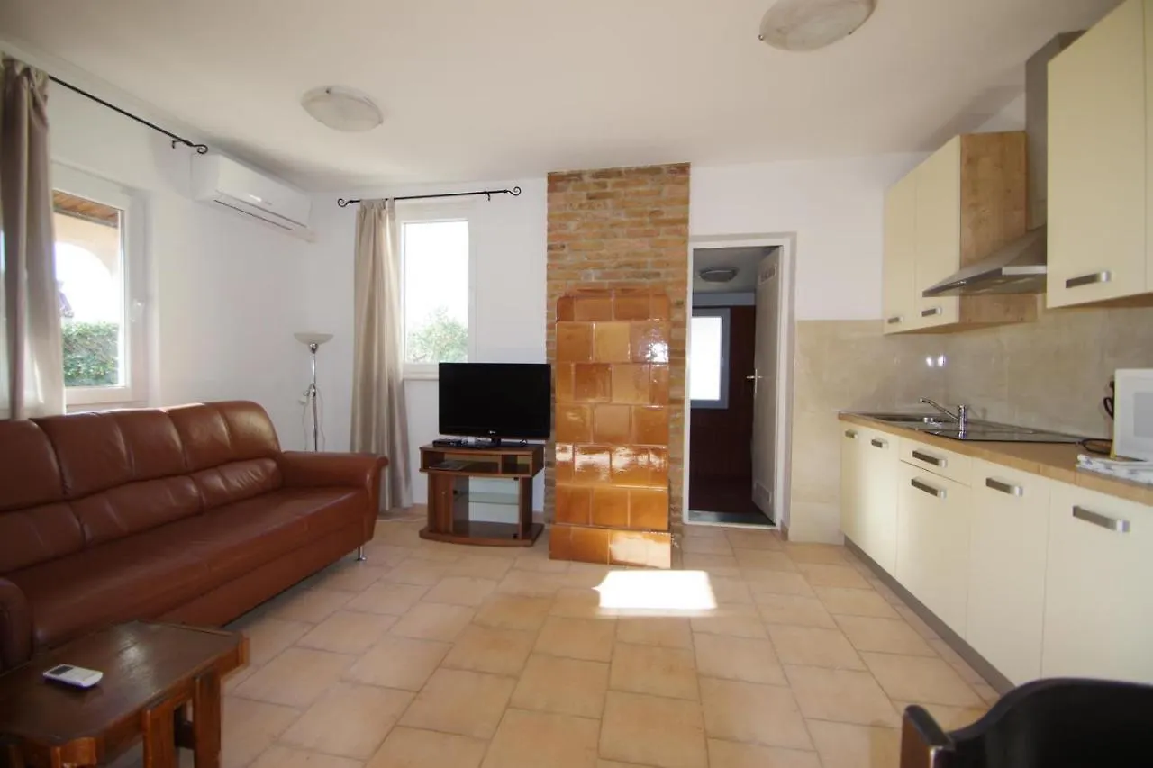 Holiday Apartment Eric Pula 0*,  Croatia